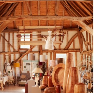 venue space available for private hire, workshops and events at Sullington Manor Farm, West Sussex, RH20 4AE. Beautiful countryside setting on working farm in South Downs with lots of natural light.
